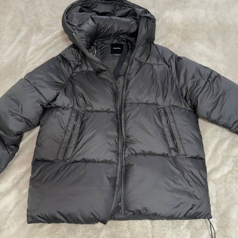 Пуховик Stradivarius женский зимний графитовый размер S oversize 2