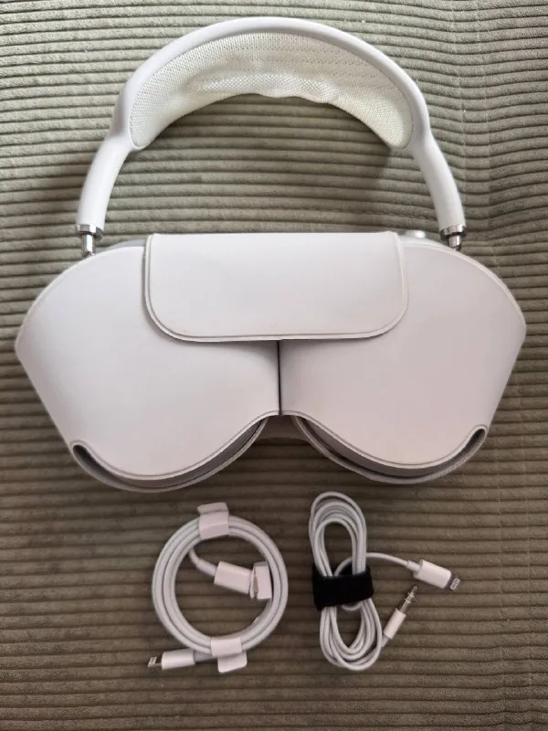 Apple AirPods Max 1