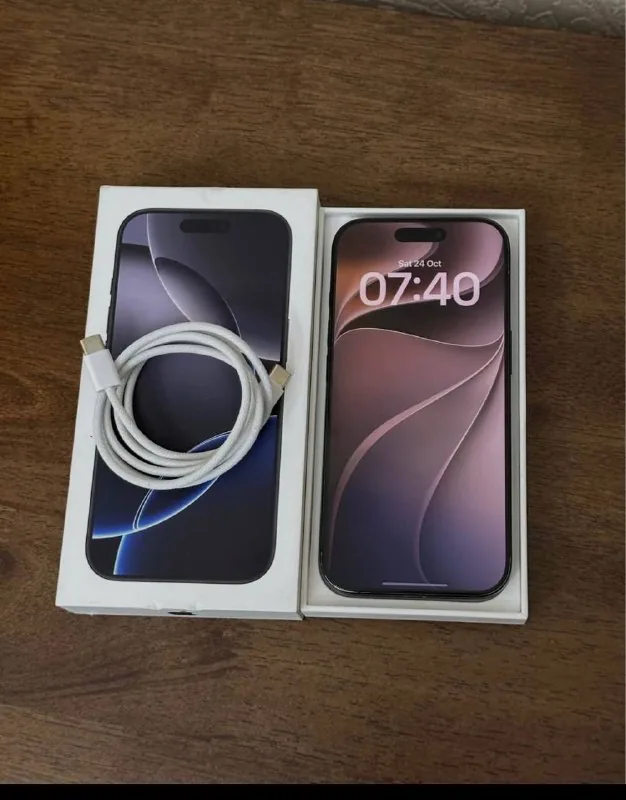 iPhone 16 Pro 1