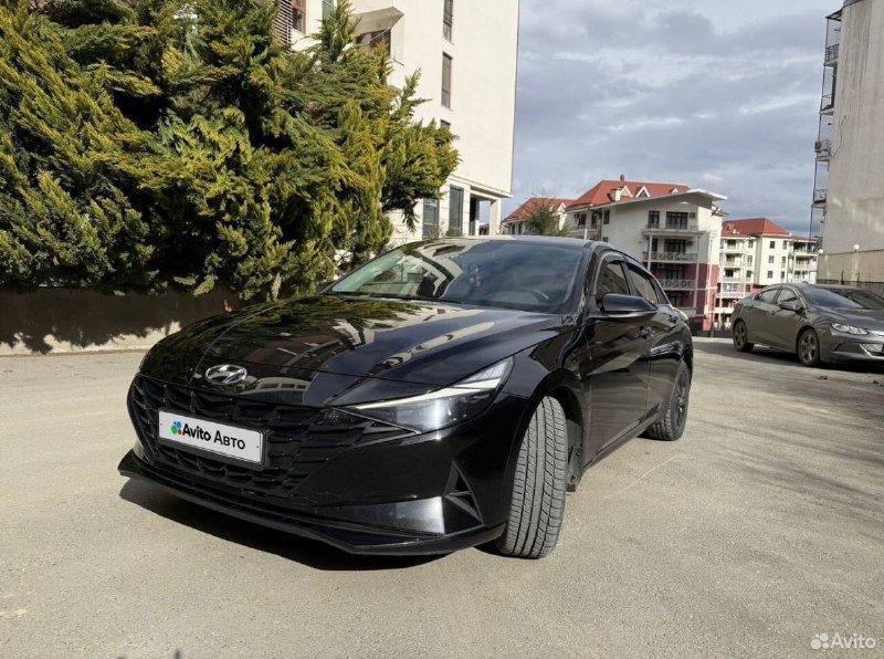 Hyundai Elantra 2021