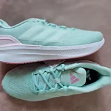 Кроссовки Adidas 1