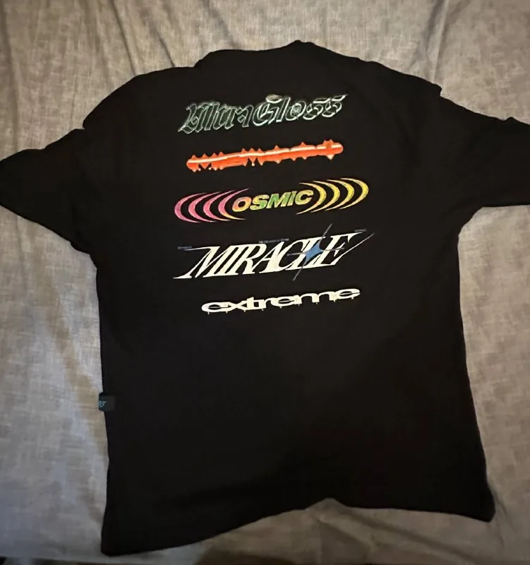 Bershka t-shirt 1