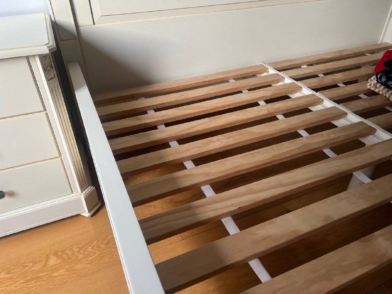 Спальня комплект мебель кровать шкаф комод туалетный столик