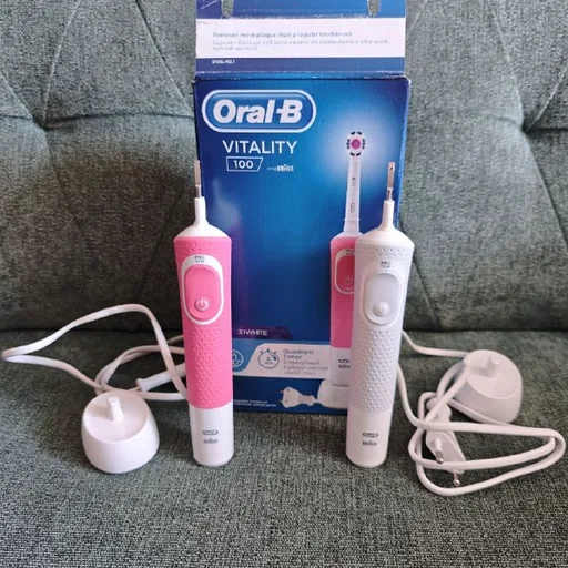 Электрические зубные щетки Oral-B Vitality 100