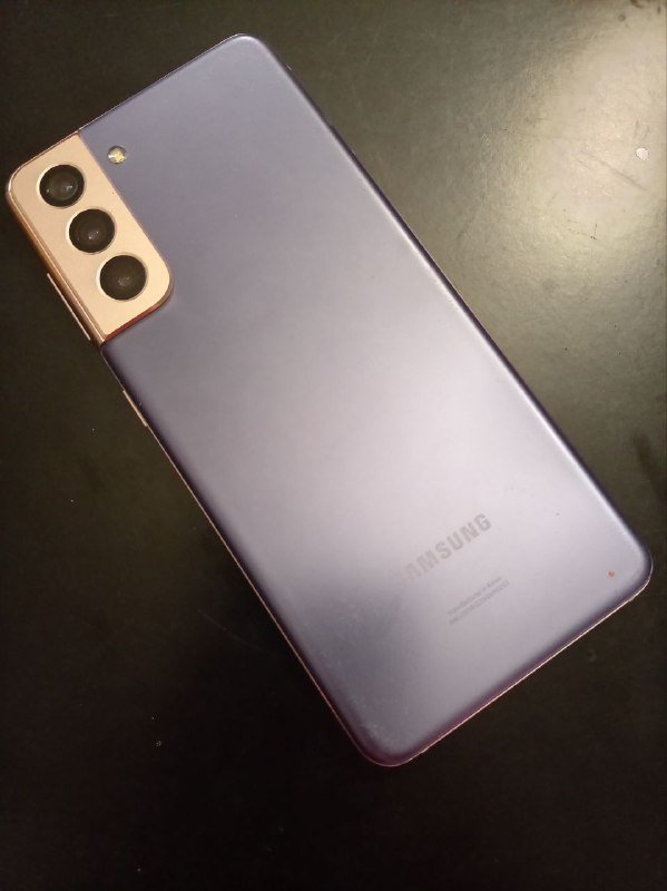 Смартфон Samsung s21 128 ГБ