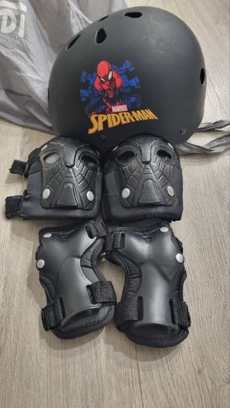 Настольные игры Головоноги, Числиус, Игра в кальмара, Волшебный замок, Дженга, Пазлы Динозавры, Стереокартинки 3д, Самокат Shulz 120, Набор защиты для катания 7