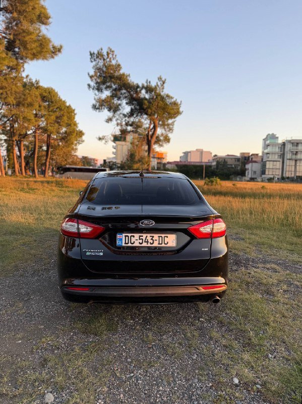 Ford Fusion Energi 2015 4