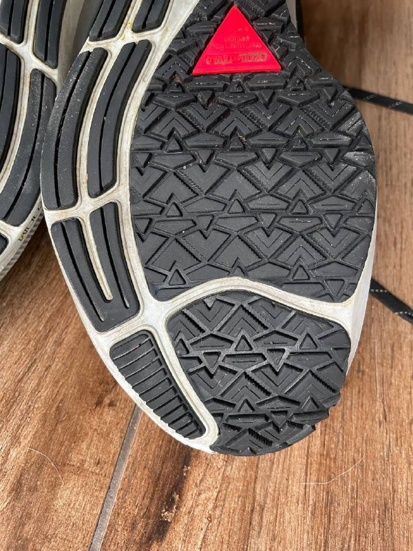 Кроссовки Nike беговые размер 42.5 EUR 3