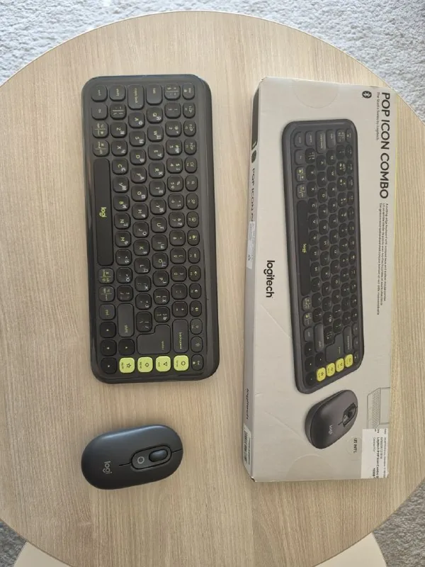 Комплект Logitech POP Icon Combo: клавиатура и мышь 1
