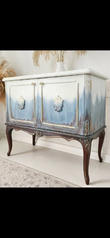 Два дизайнерских комода