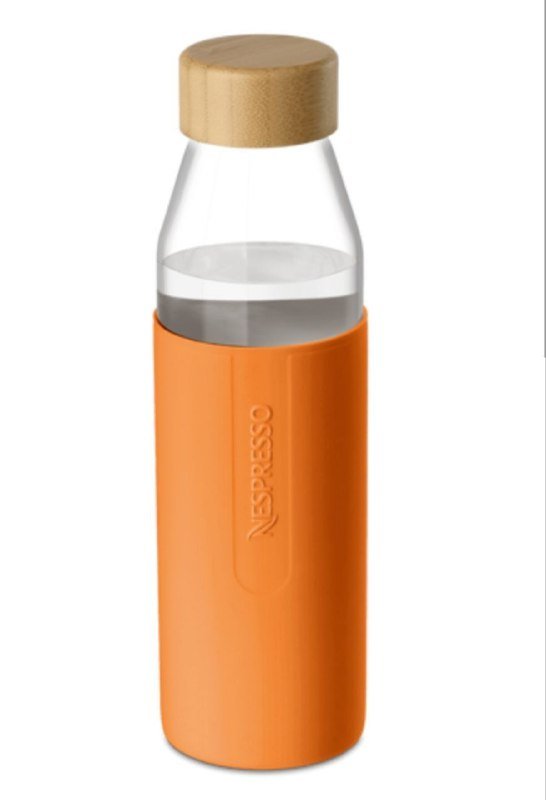 Стильная бутылочка для воды от Nespresso