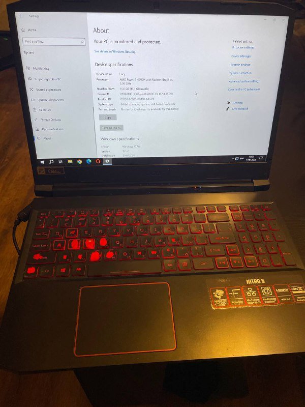 Asus Nitro 5 AN515-44, Asus Aspire, iPad Pro 10.5, Magtune Speaker, Huawei Watch Fit