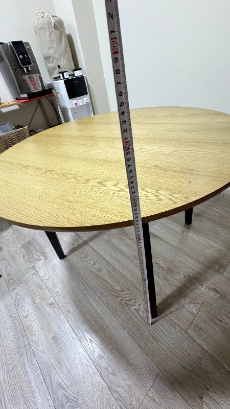 Стол круглый деревянный 2