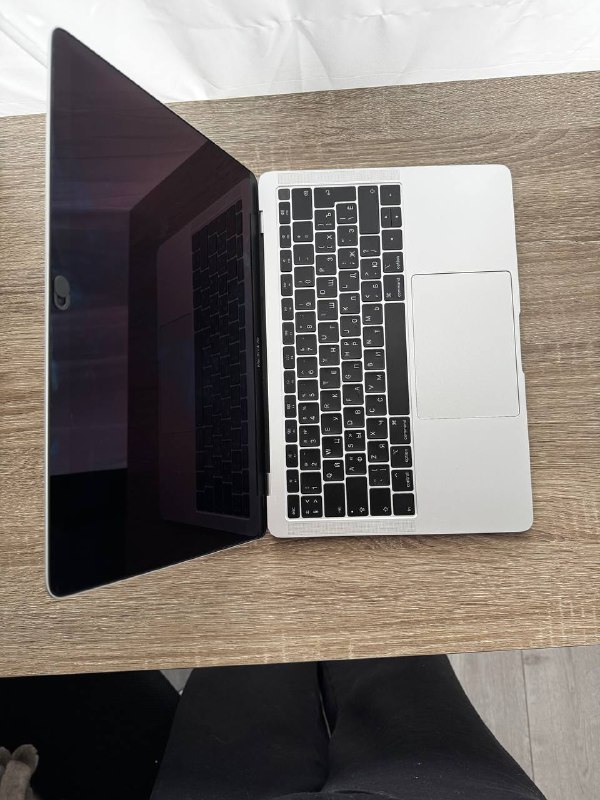MacBook Air 2019 3