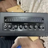 Гитара Squier Stratocaster, комбоусилитель Boss Katana-Mini 5