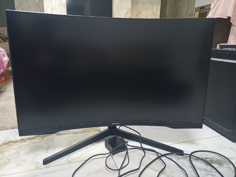 Монитор Samsung 32 дюйма, 144 Hz, 2560x1440 2