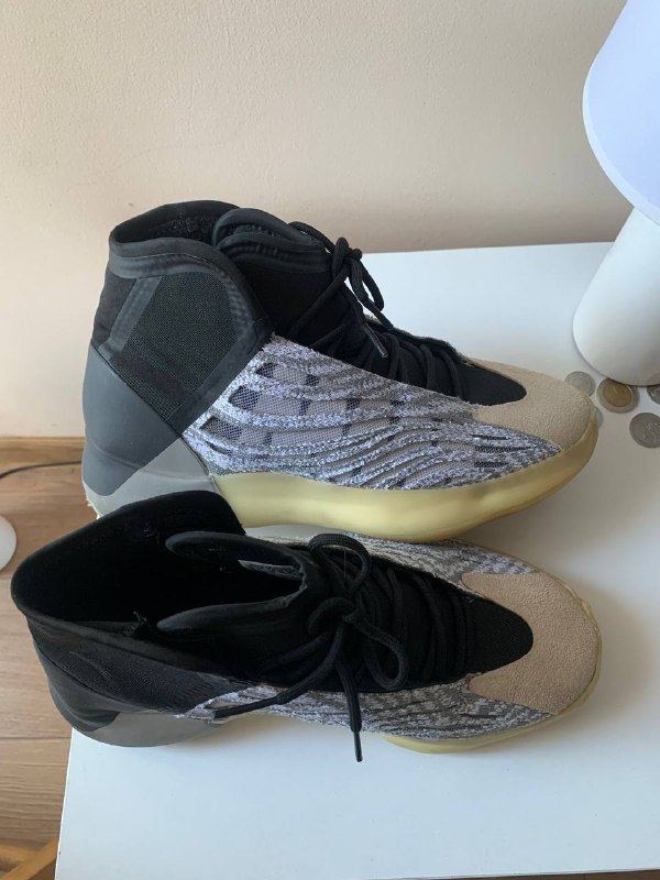 Nike Kyrie 5, Air Jordan Proto Max 720, Adidas Yeezy Quantum 7