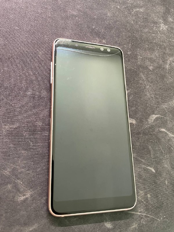 Телефон Samsung Galaxy A8 2