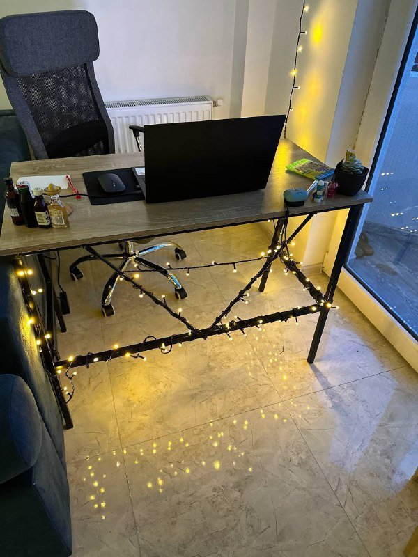 Рабочий стол размером 100x55