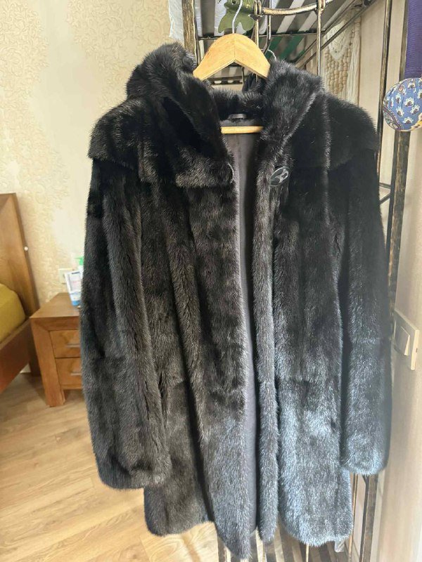 Шуба из натурального меха норки S-M