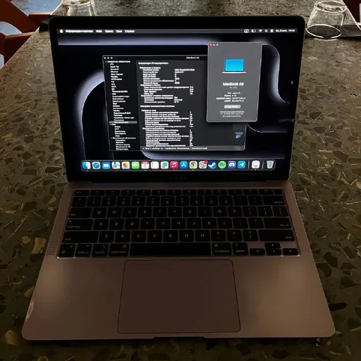 MacBook Air M1