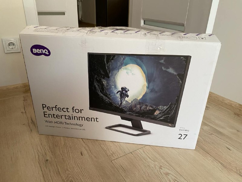 Монитор BenQ EW2780Q 2