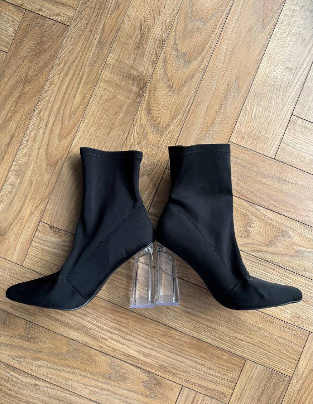 Женские ботинки на устойчивом каблуке размер 37,5-38 2