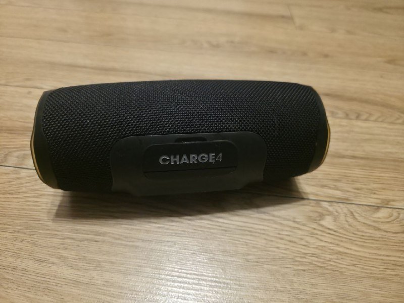 Портативная колонка JBL Charge 4 2