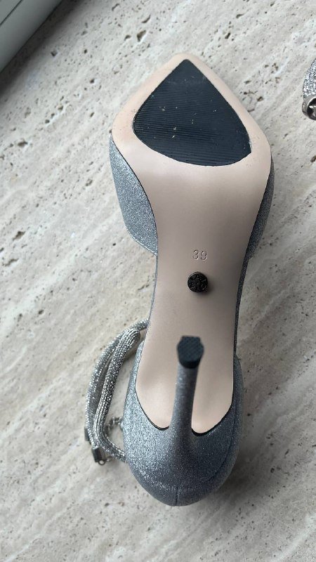 Серебристые туфли женские размер 39 3