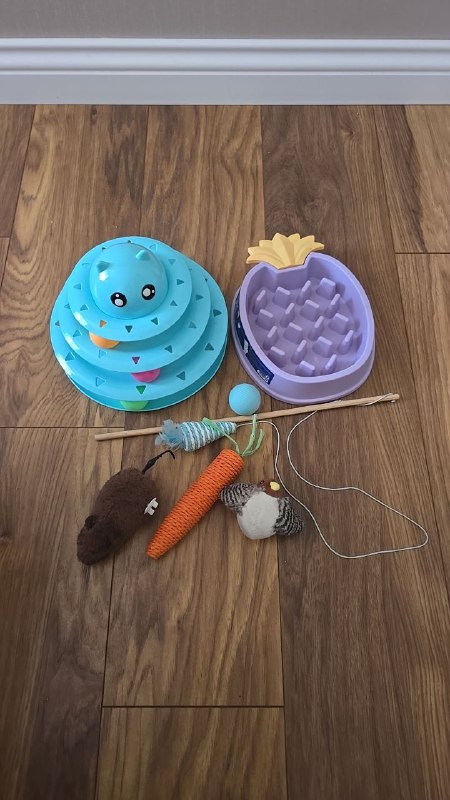 Домик и игрушки для кошки, кормушка, мышь 1