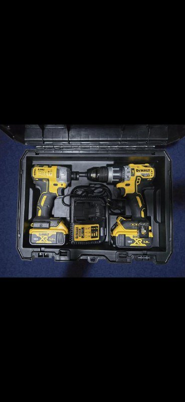 набор аккумуляторный шуруповёрт Dewalt