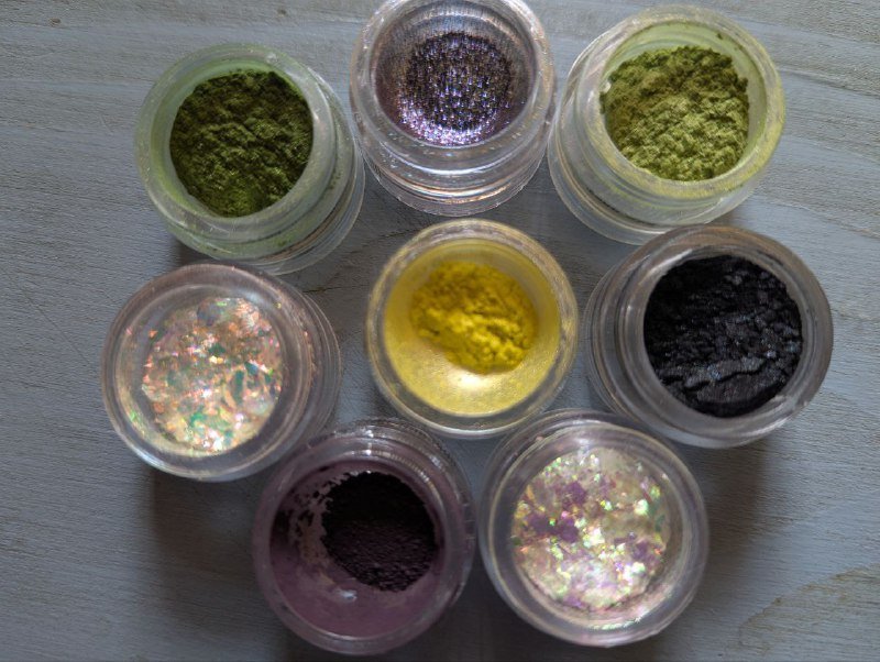 Тени и пигменты Tammy Tanuka 2