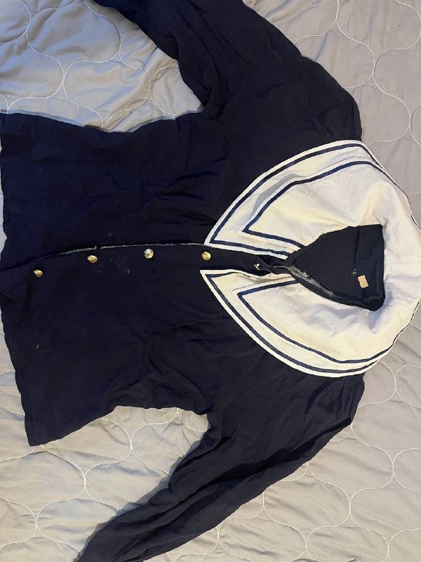 Винтажная голубая рубашка размер М, Синяя рубашка с воротником размер М, Красная кофта размер М, Красная кофта в полоску размер М 2