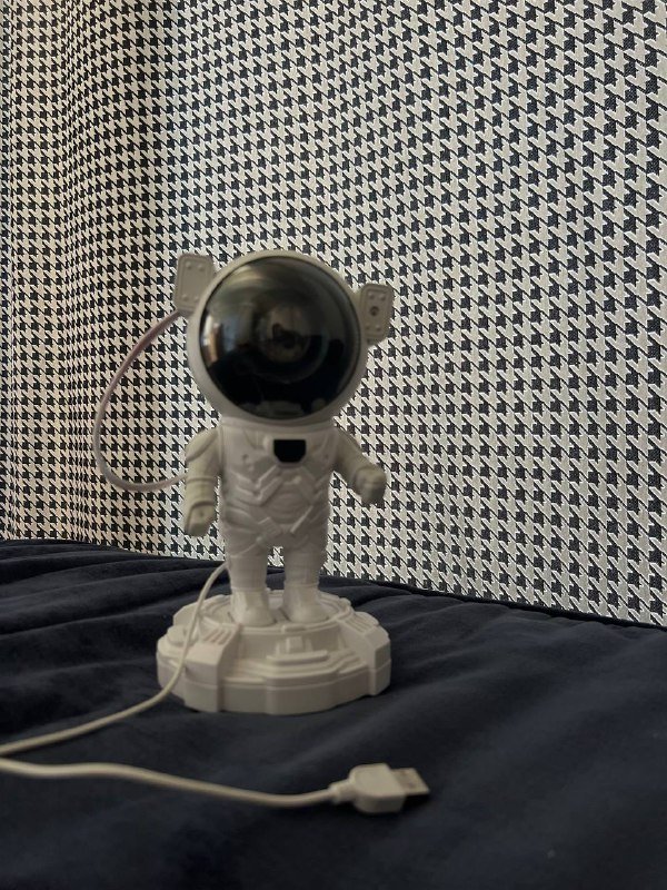 Светодиодный космонавт Bluetooth колонка