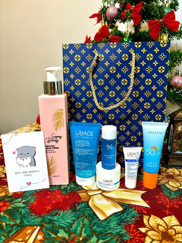 Премиальный подарочный набор косметики из 6 средств 2