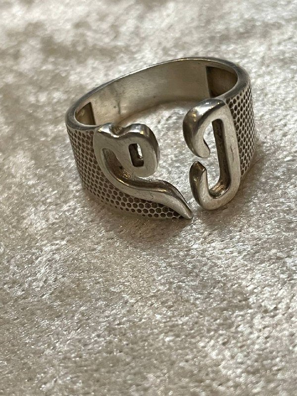 Серебряное кольцо с грузинской надписью