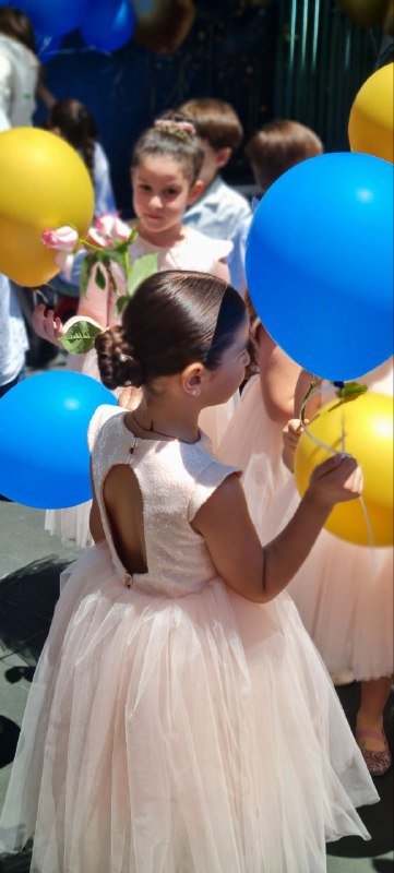 Платье на ребёнка рост 130 см 2