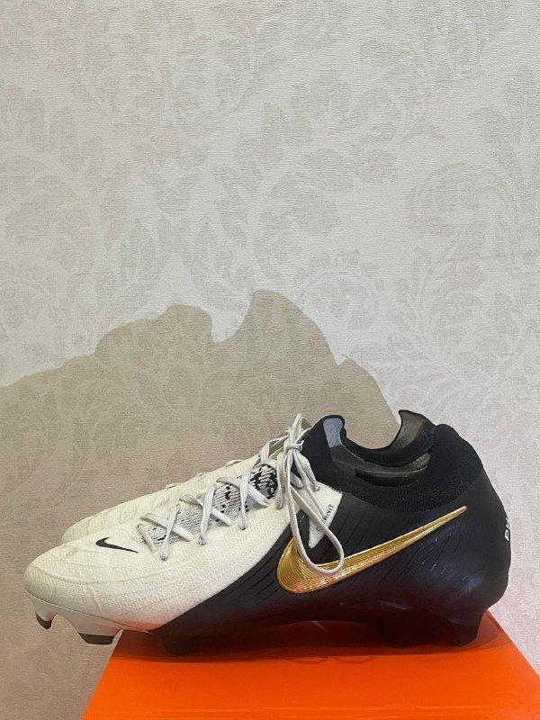 Футбольные сороконожки Nike 38-39 размер 3