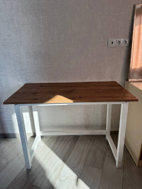 стол
