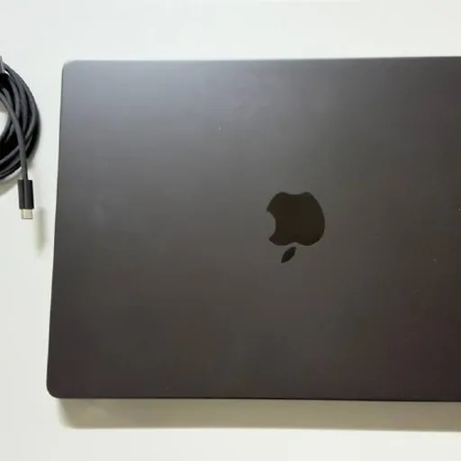 MacBook Pro 14-inch M5 24GB 1TB Space Black