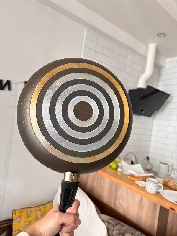 Большая сковорода с крышкой 31 см 2