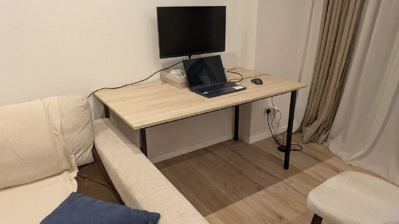 Стол 140х80 устойчивый в отличном состоянии 2