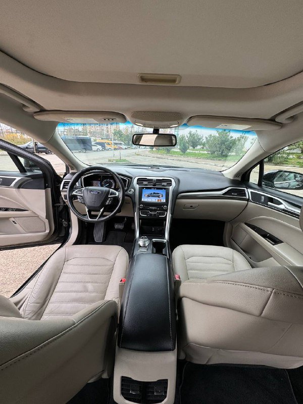 Ford Fusion Hybrid 2016 4