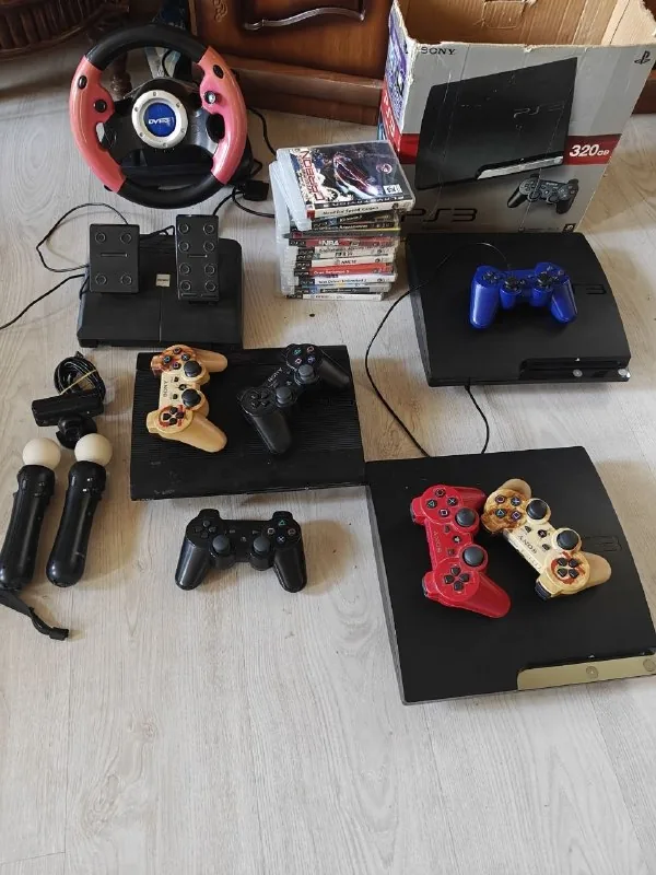 PlayStation 3 Slim Super Slim, джойстик, игры 1