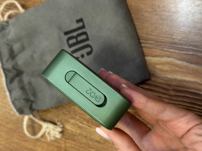 JBL GO 2 колонка, пыльник, кабель зарядки 3