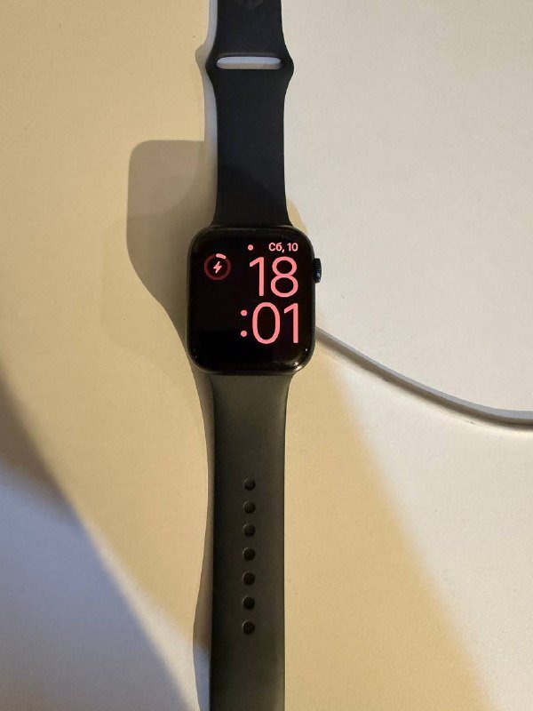 Apple Watch 8, 45mm, Midnight