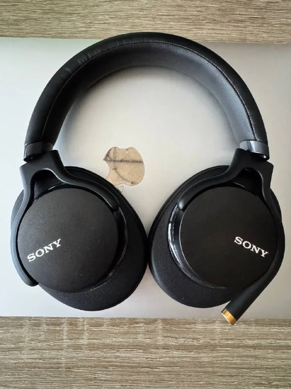 Sony MDR-1AM2 полноразмерные наушники 1