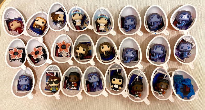 Фигурки Kinder Stranger Things