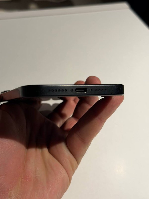 iPhone 15 Pro Max 3