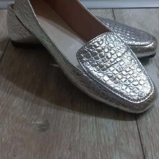 Женские туфли